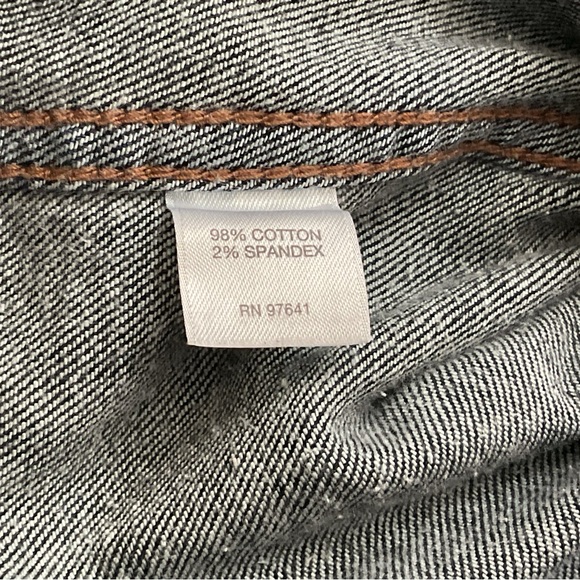 J Jill Woman’s Blue Jean Trucker Jacket Denim Coat Button Up Stretch Size MP - Picture 5 of 5